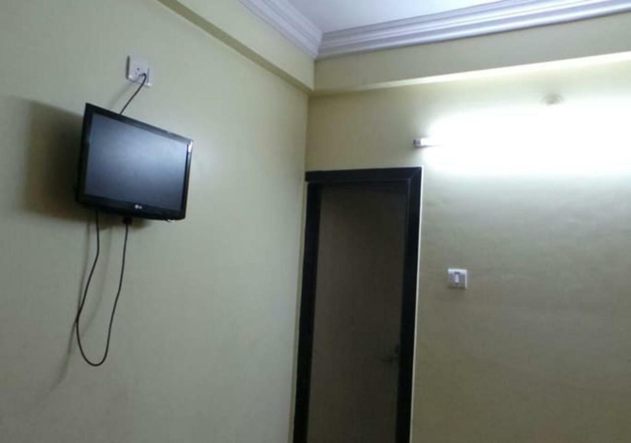 Hotel Sai Ganesh Sirdi Kültér fotó