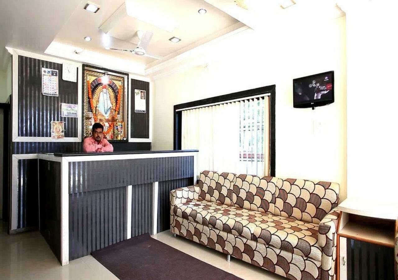 Hotel Sai Ganesh Sirdi Kültér fotó